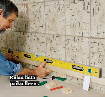 Laatoitus vanhan laatan päälle Laatoitus vanhan laatan päälle